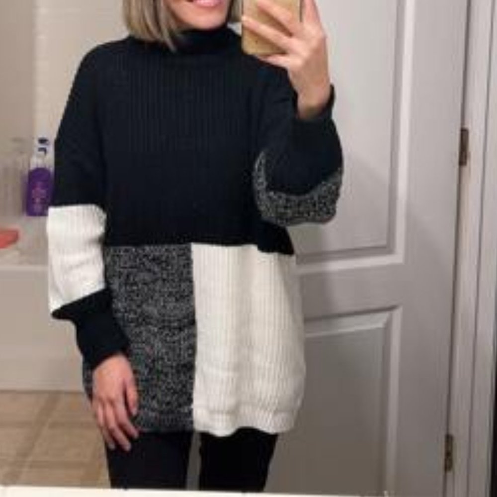 Casual Colorblock Turtleneck Oversized Sweater - Picture 6 of 8
